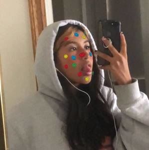 Meet your Posher, April